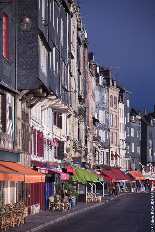 Facades a Honfleur