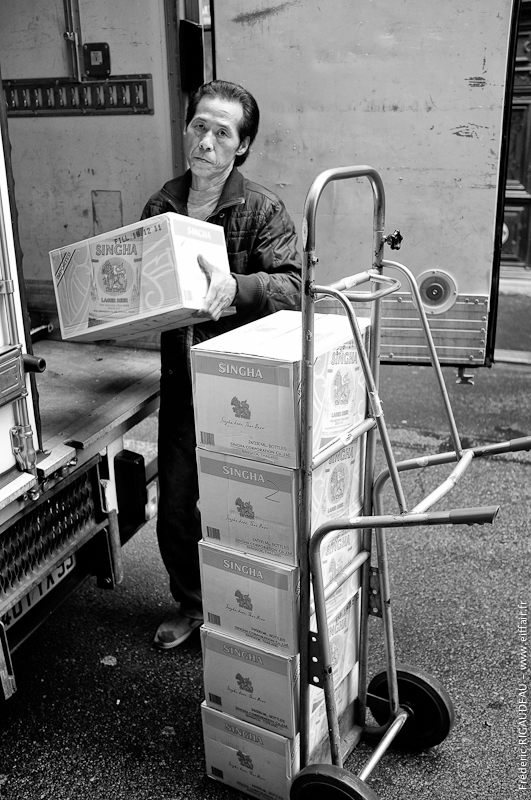 Le livreur de Singha