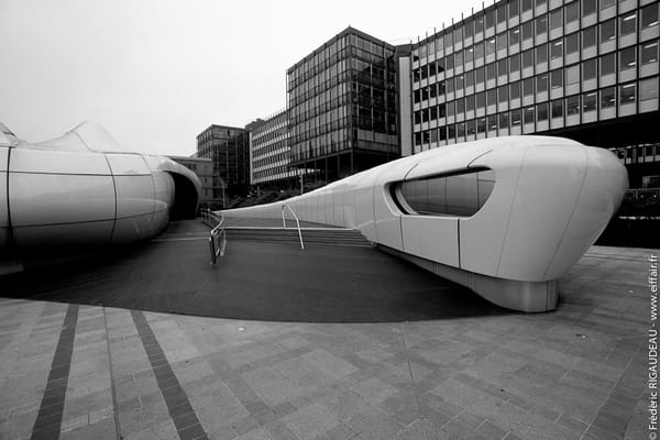 Le Mobile Art de Zaha Hadid dévoile ses formes